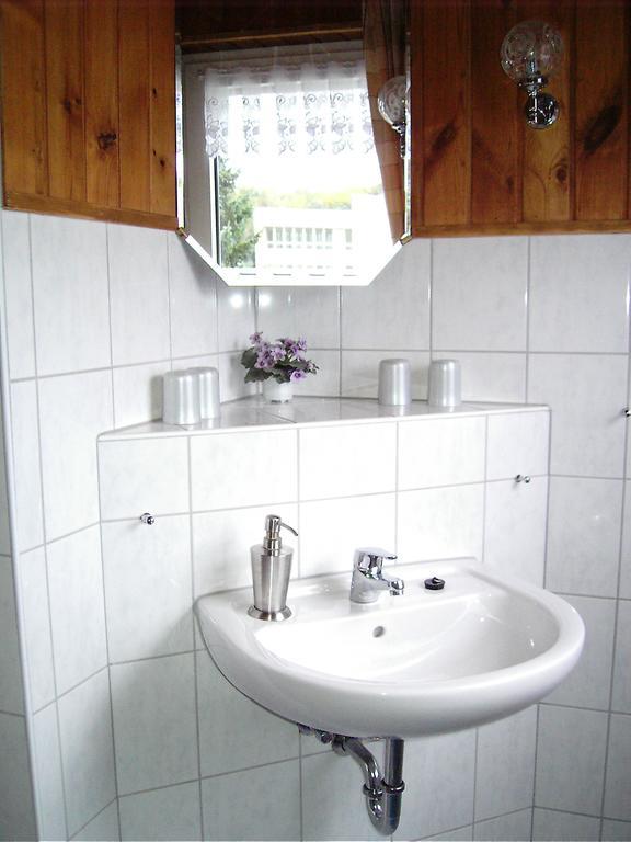 Ferienwohnung Zum Wald Sellin  Phòng bức ảnh
